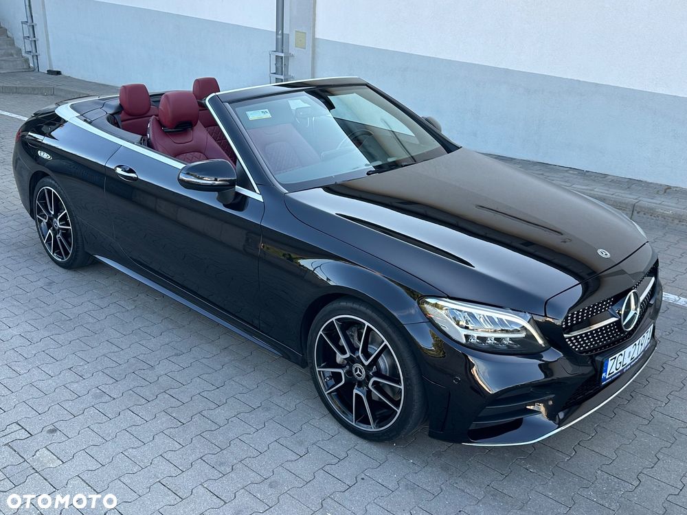 Mercedes-Benz Klasa C 300 9G-TRONIC - 25