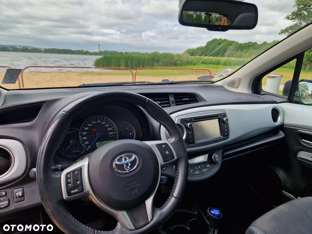 Toyota Yaris - 14