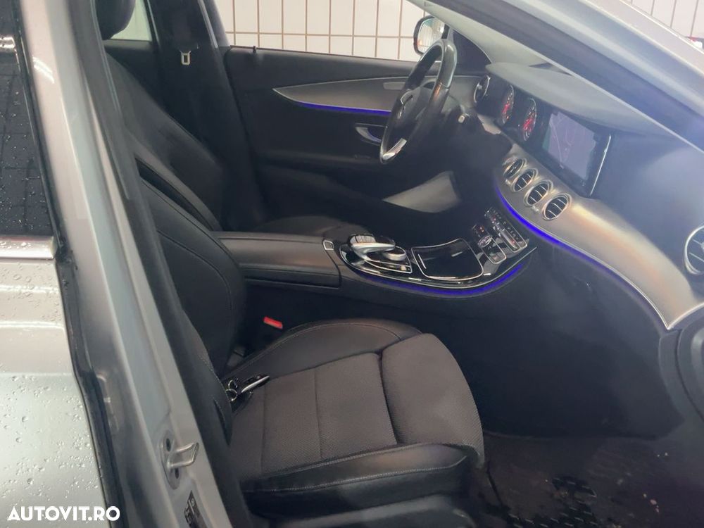Mercedes-Benz E 350e 9G-TRONIC Exclusive - 4