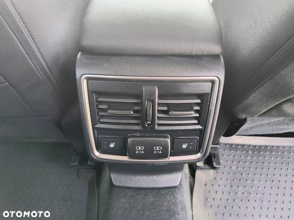 Subaru Forester 2.0i-L Platinum (EyeSight) Lineartronic - 25