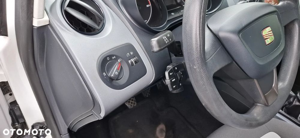 Seat Ibiza SC 1.2 12V Style Salsa - 9