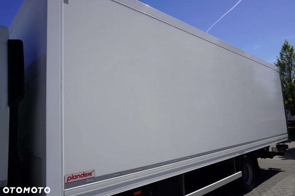 DAF LF 12.210 kontener 18 palet z windą / 50 tys.km /2024_245461 - 11