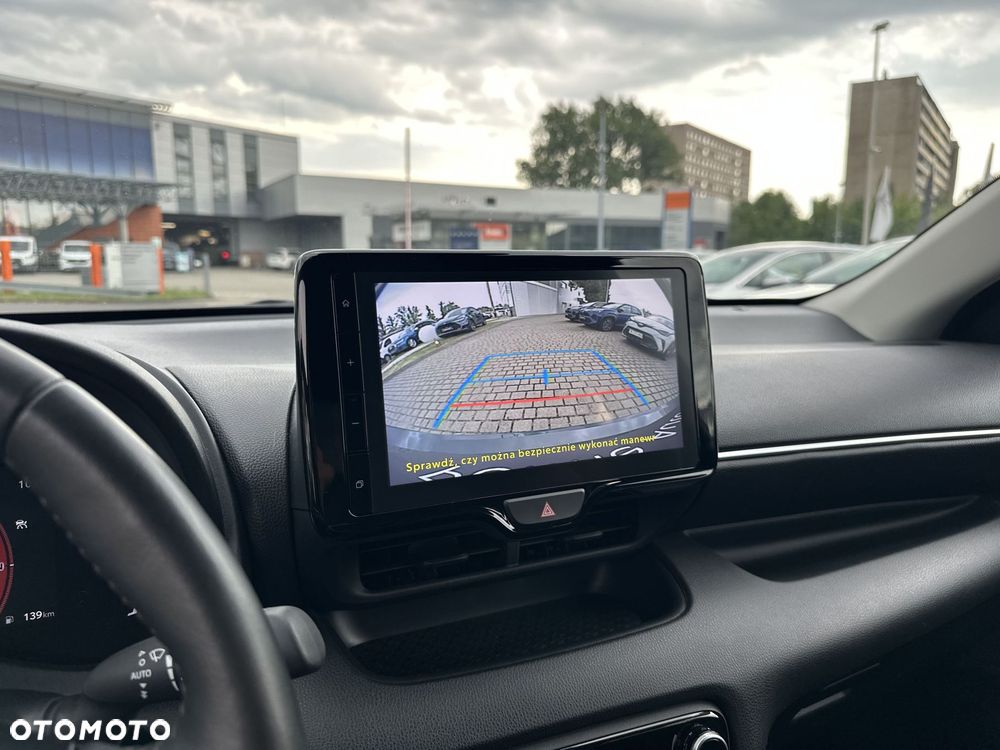 Toyota Yaris Hybrid 1.5 Style - 25