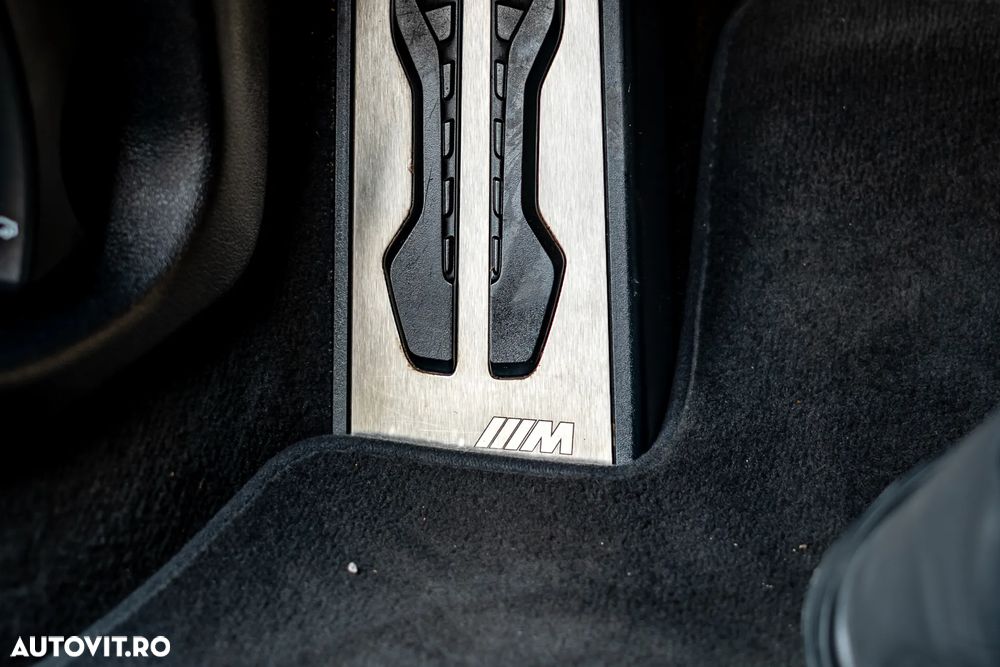 BMW Seria 2 220d Aut. M Sport - 23