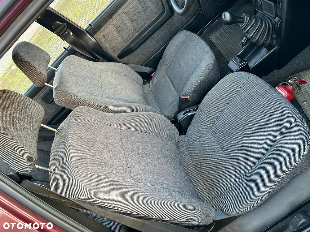Polonez Caro - 10