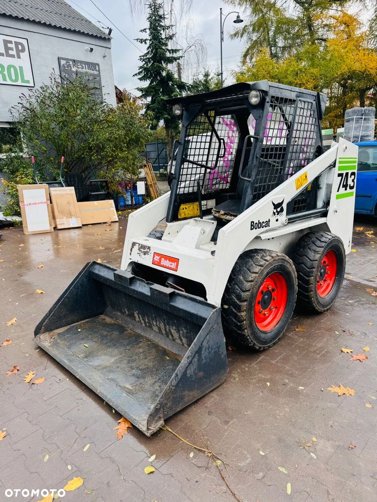 Bobcat 743 - 4