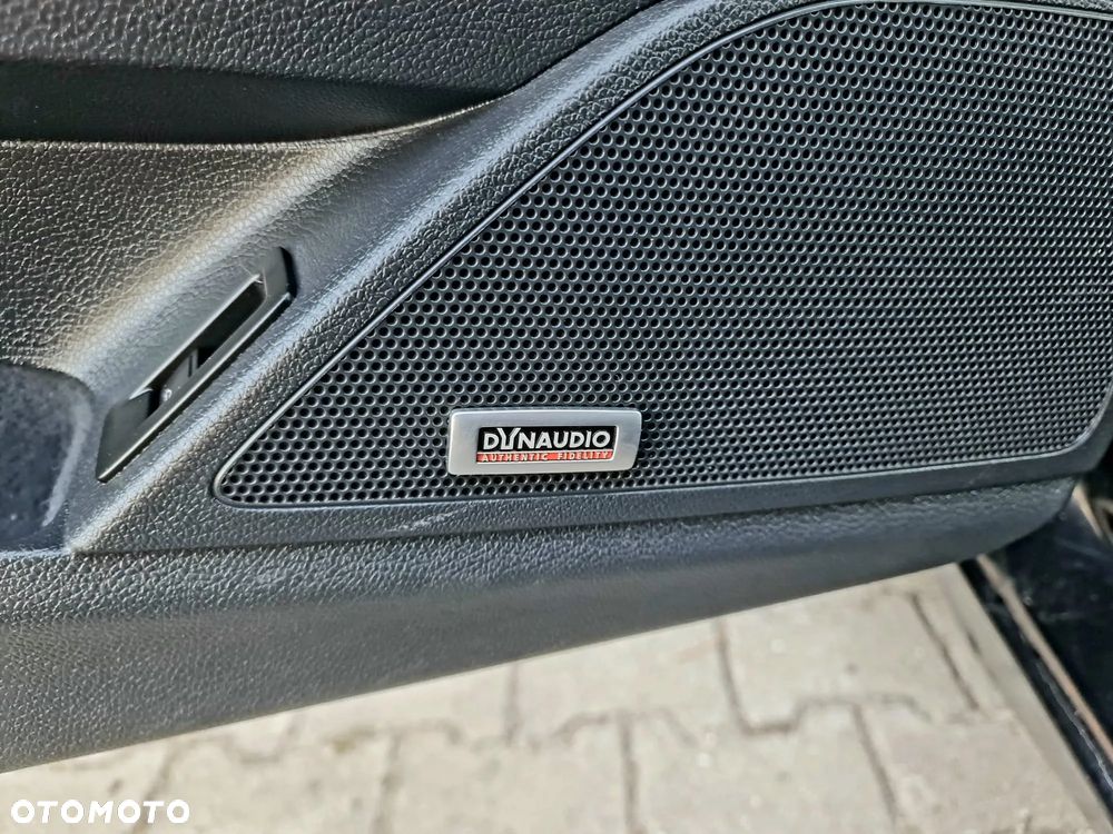 Volkswagen Scirocco - 32