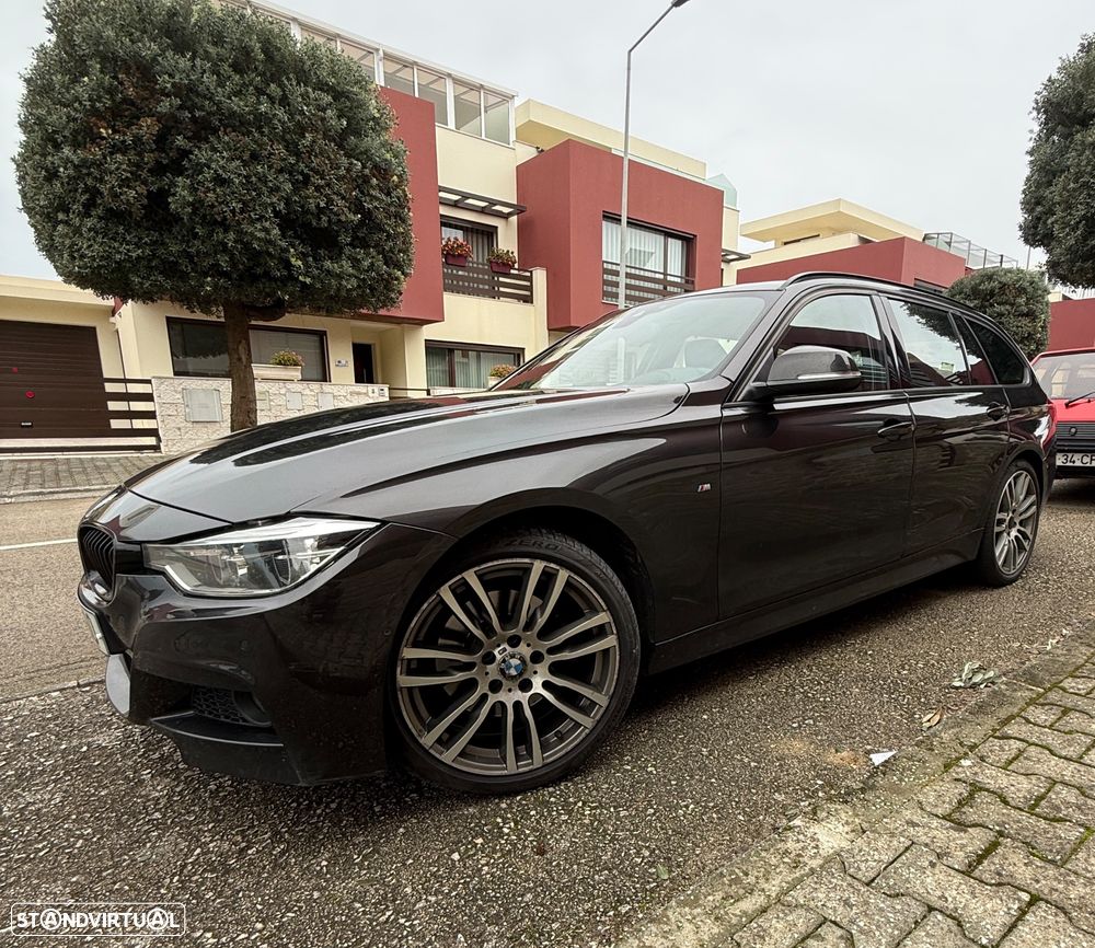 BMW 330 i Aut. M Sport - 3