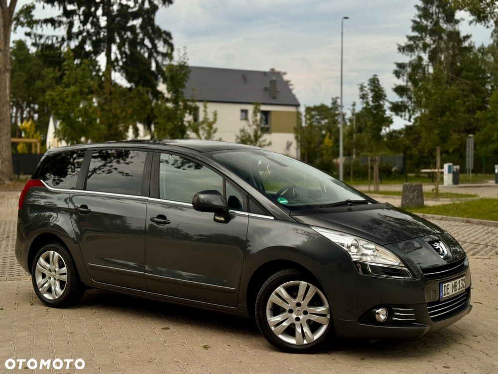 Peugeot 5008 HDI FAP 115 Family - 16