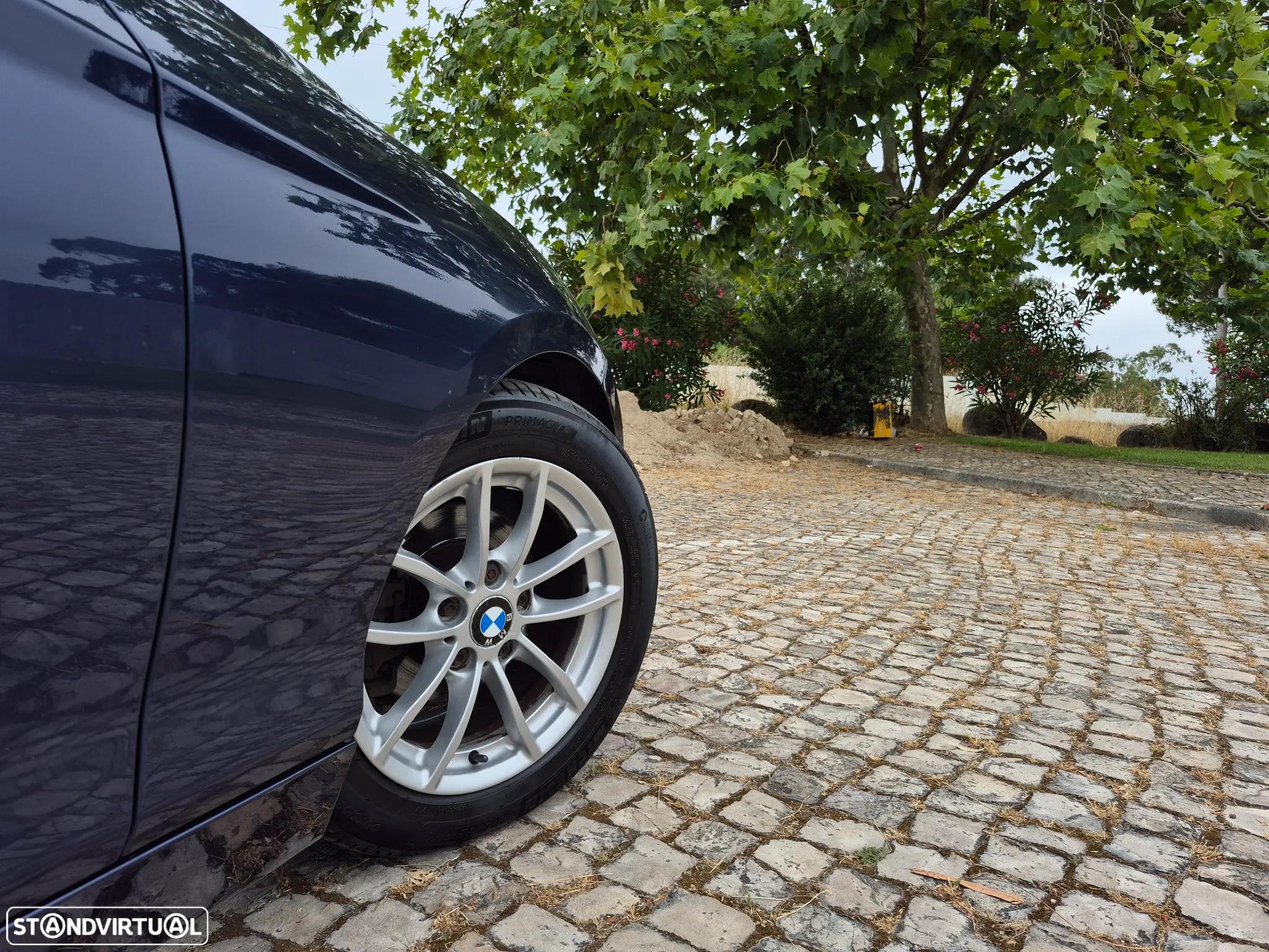 BMW 116 d EfficientDynamics - 8