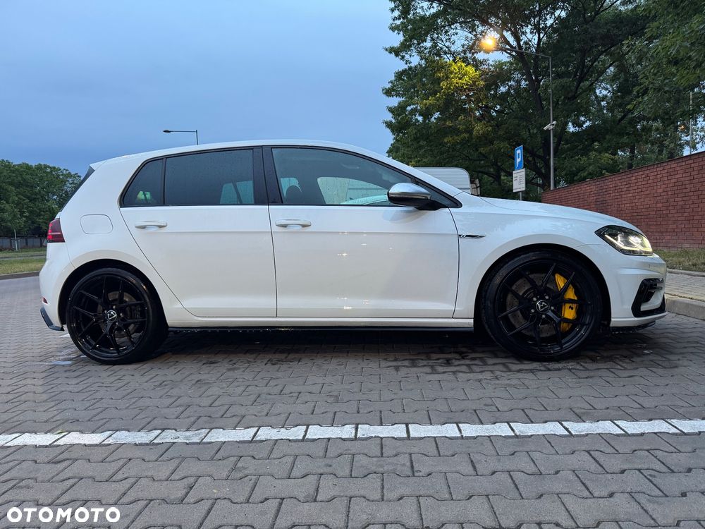 Volkswagen Golf - 4