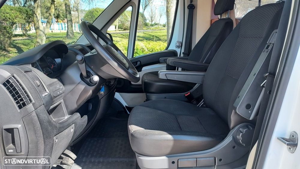 Citroen Jumper 2.2 HDi 7lugares - 10