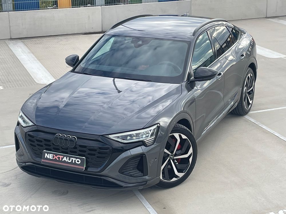 Audi Q8 Sportback e-tron - 3