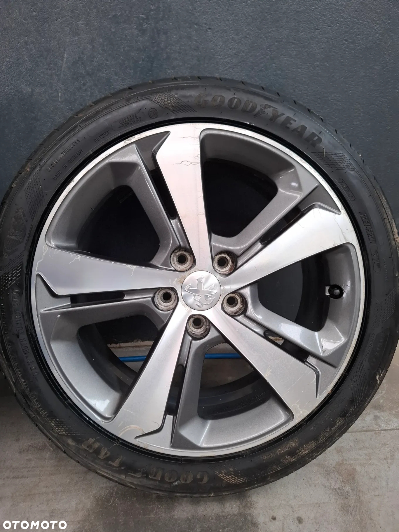 Felgi 308 gt line 5x108 225/45 17R - 5