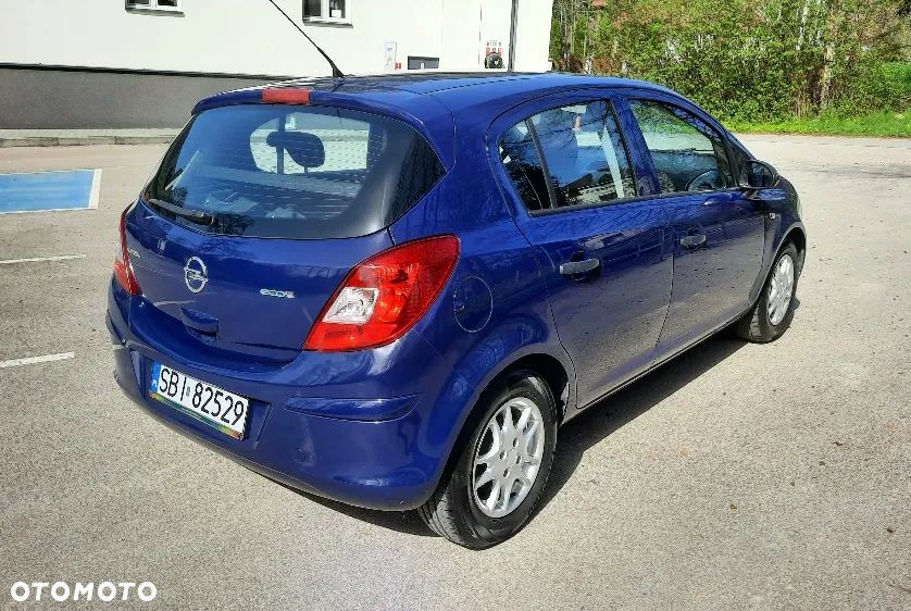 Opel Corsa 1.2 16V Essentia - 7