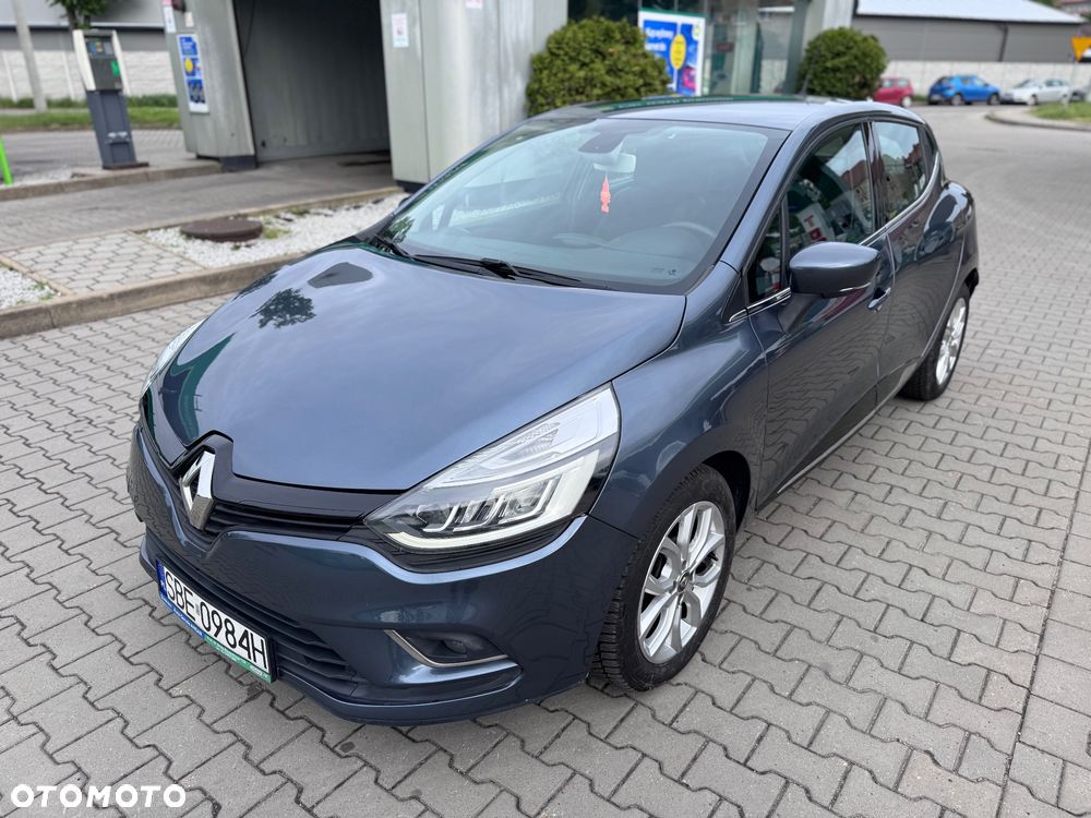 Renault Clio - 1