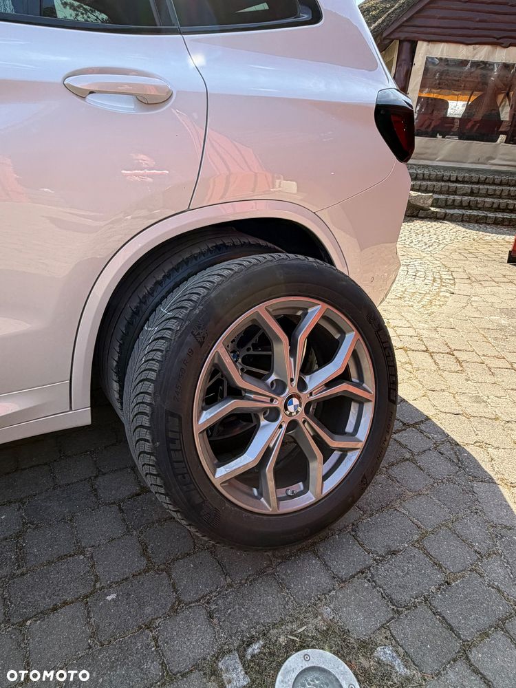 BMW X3 xDrive20d - 19