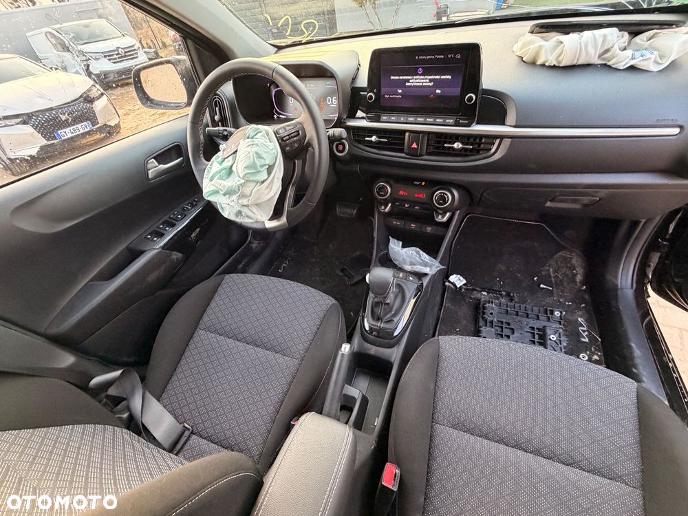 Kia Picanto - 12