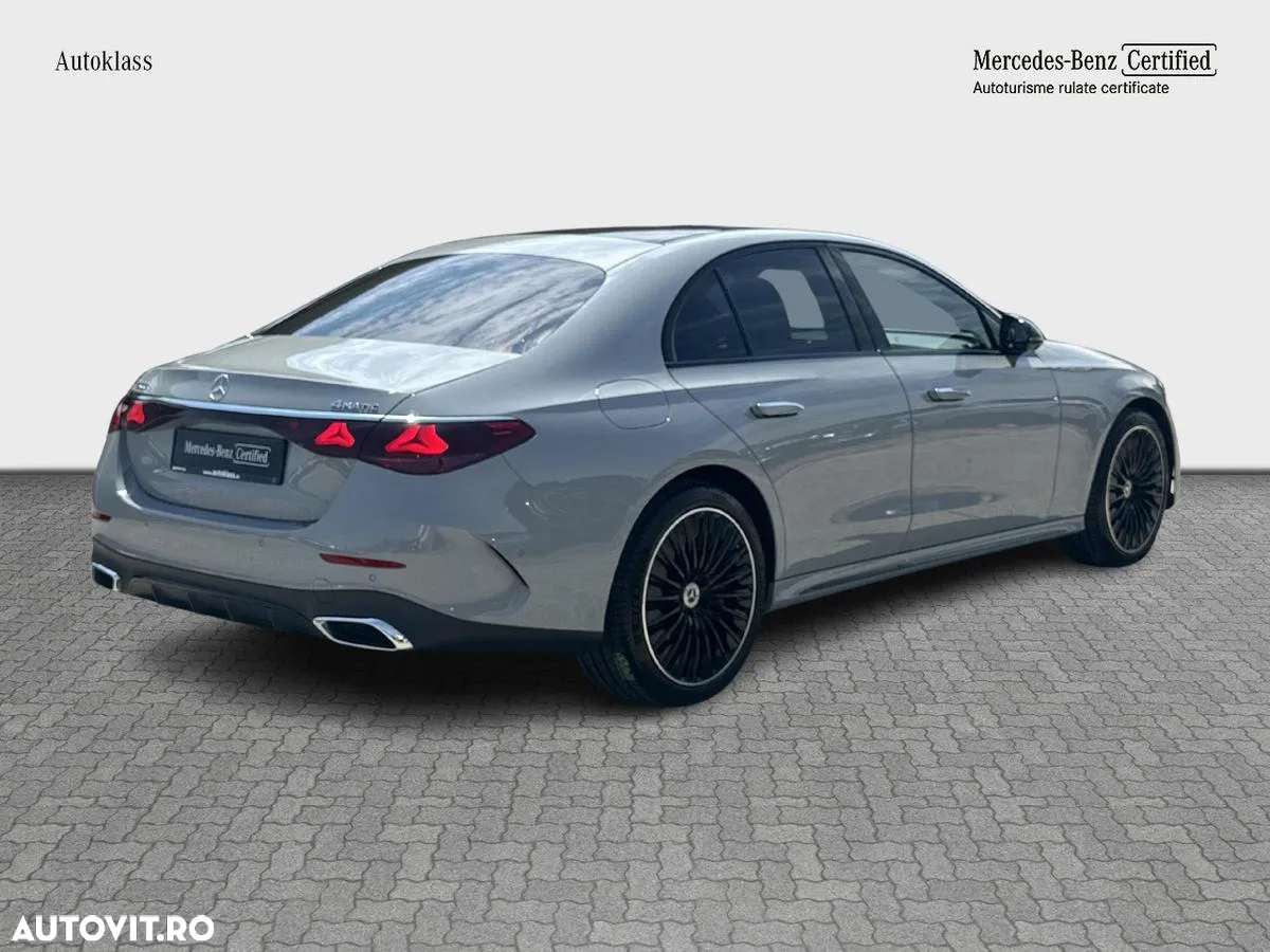 Mercedes-Benz E 300e 4Matic 9G-TRONIC Edition AMG Line - 9