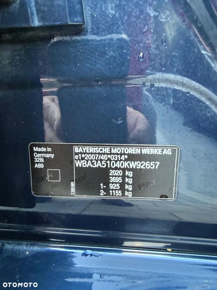 BMW Seria 3 - 12
