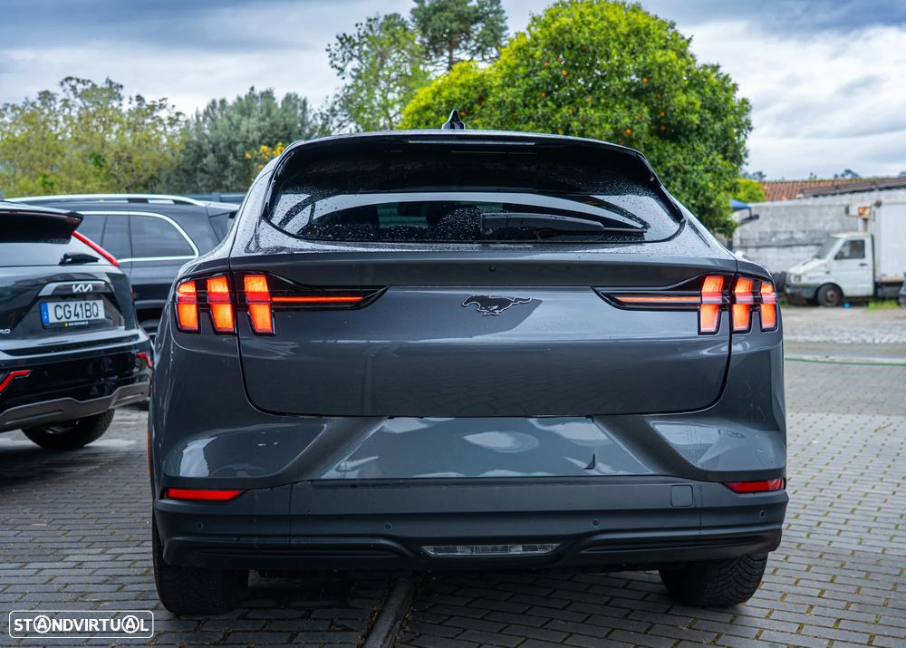 Ford Mustang Mach-E Premium - 5