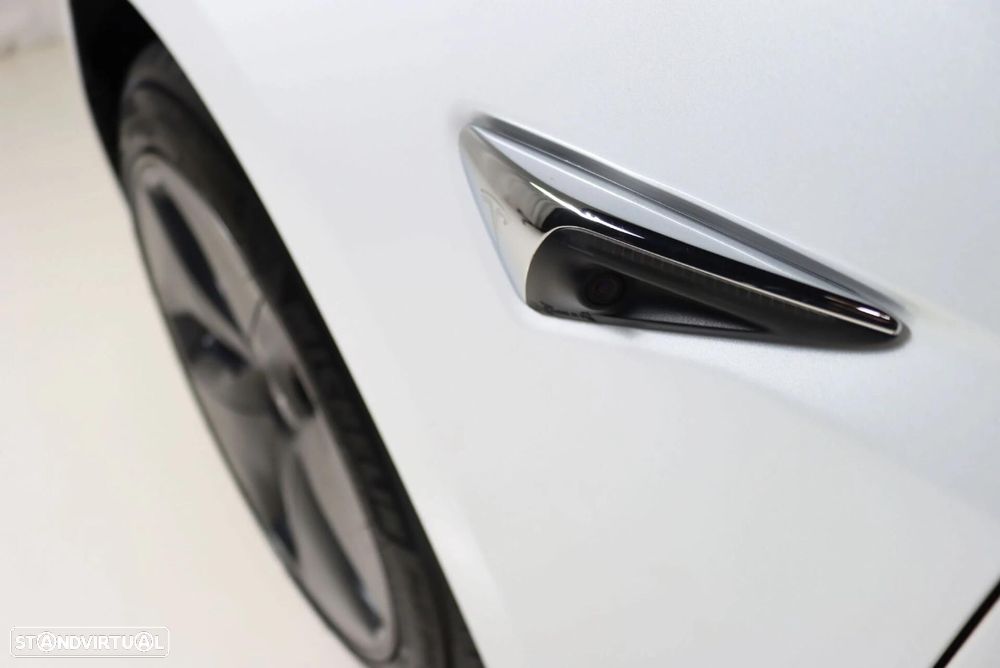 Tesla Model 3 Long-Range Dual Motor AWD - 10