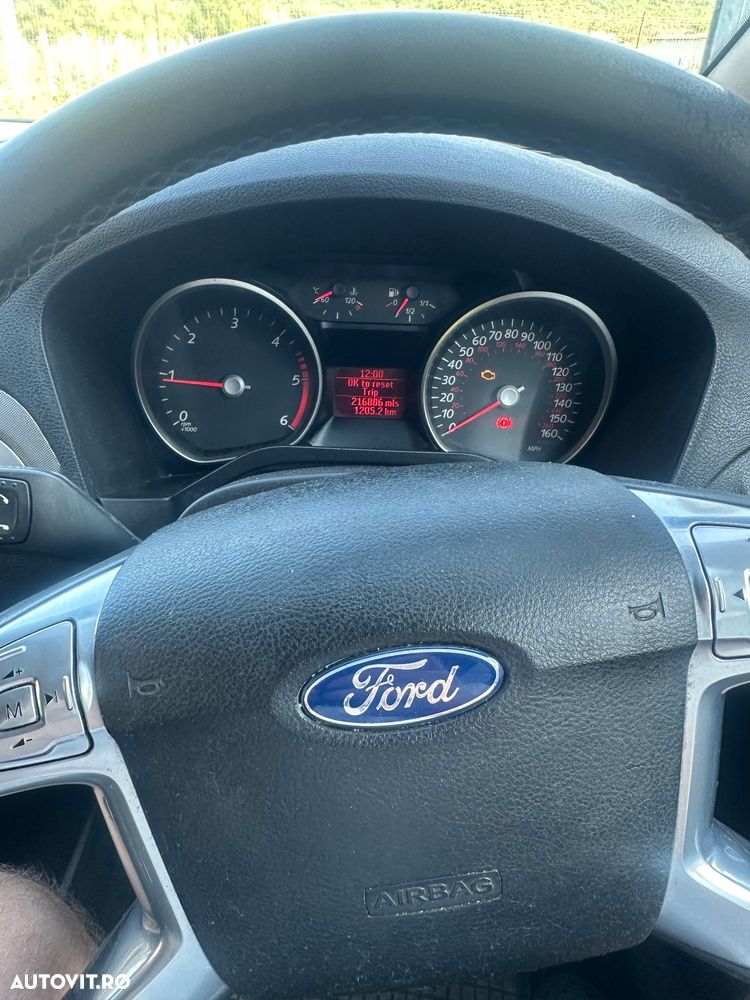 Ford S-Max - 6