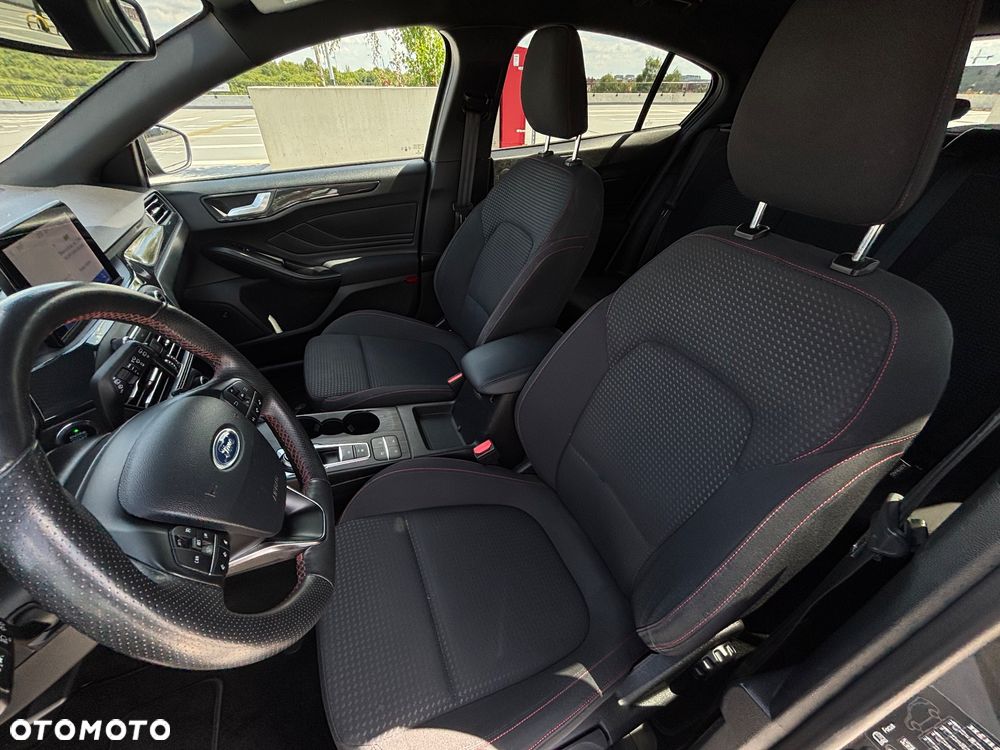 Ford Focus 1.0 EcoBoost ST-Line ASS PowerShift - 18
