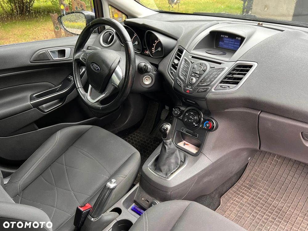 Ford Fiesta - 6