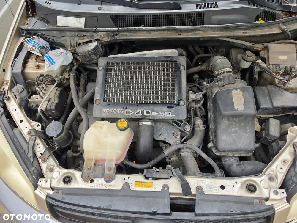 Toyota RAV4 D-4D 4x4 - 3