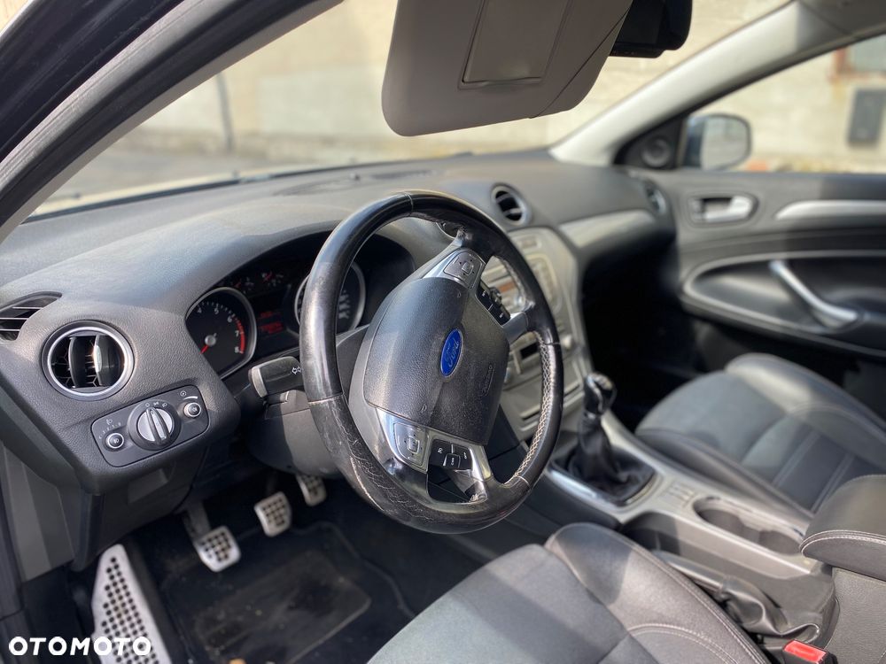 Ford Mondeo 2.0 Silver X - 9