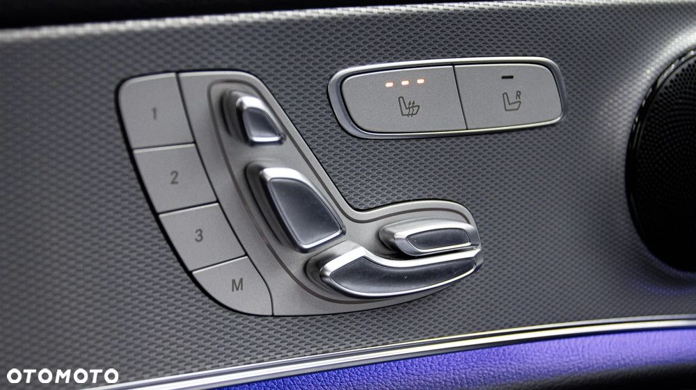Mercedes-Benz Klasa E 220 d 4-Matic AMG - 25