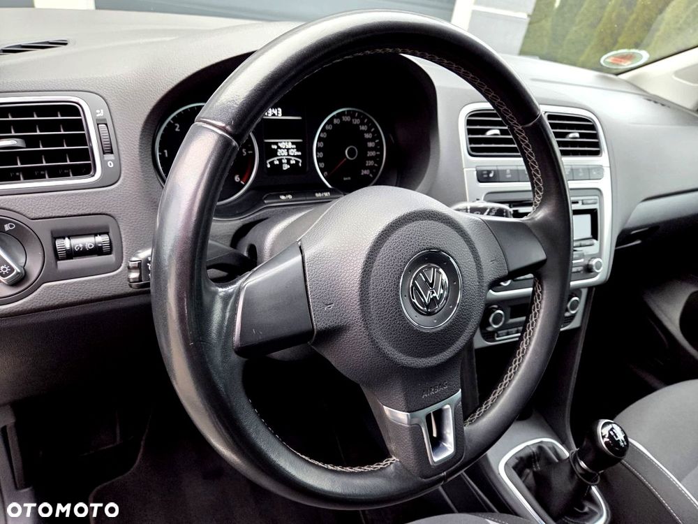 Volkswagen Polo 1.6 TDI Blue Motion Technology Life - 24