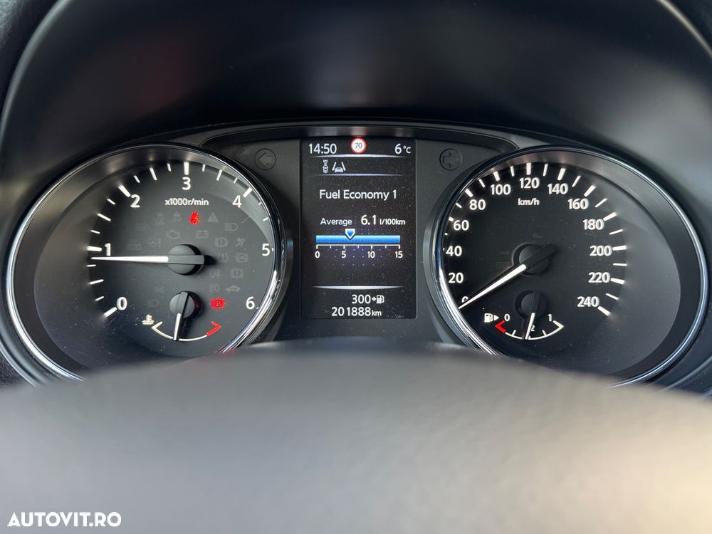 Nissan Qashqai 1.6 DCI N-Connecta - 27