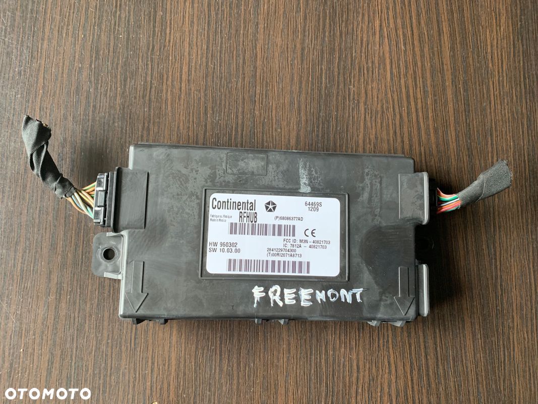 FIAT FREEMONT KEYLESS MODUŁ STEROWNIK 68086377AD - 1