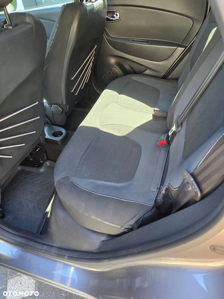 Renault Captur ENERGY dCi 90 EDC Luxe - 8