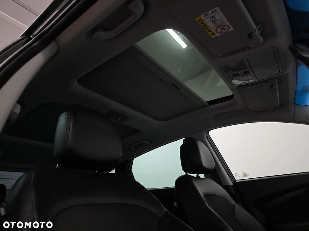 Hyundai ix35 2.0 CRDi 4WD Automatik Premium - 26