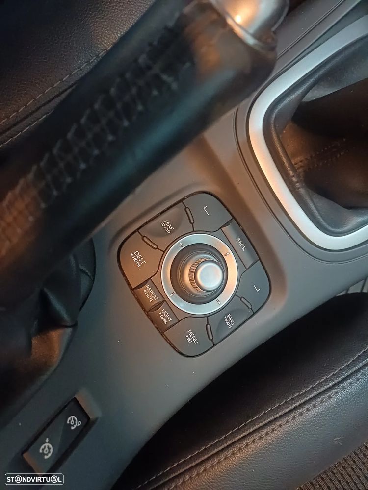 Renault Mégane 1.5 dCi Dynamique S - 12