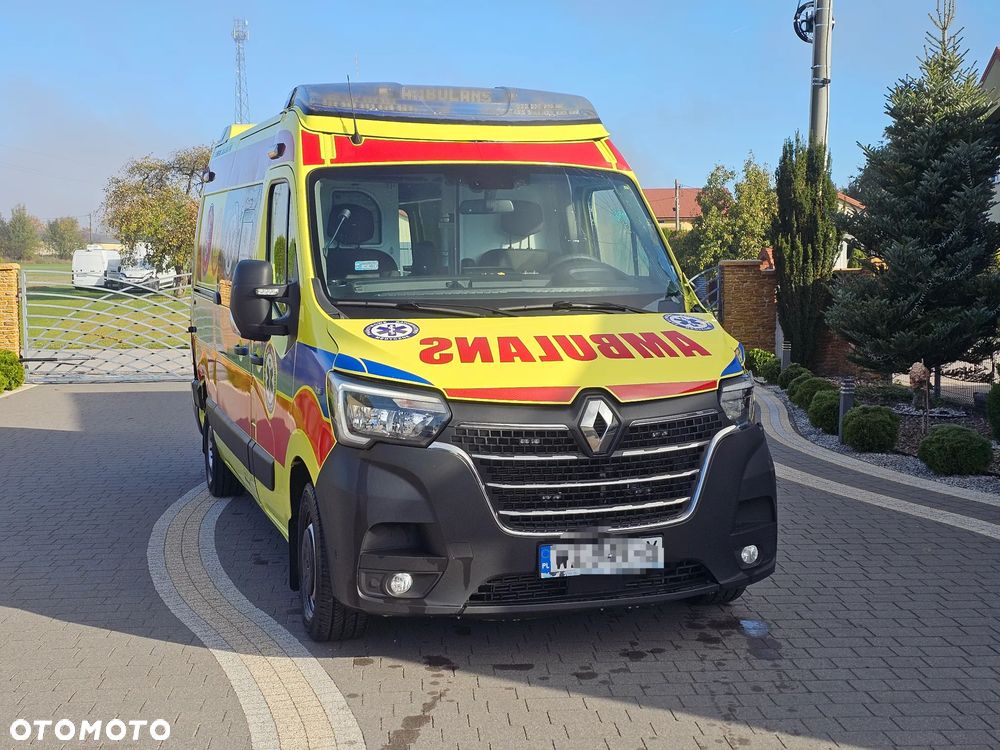Renault MASTER Karetka Ambulans - 2
