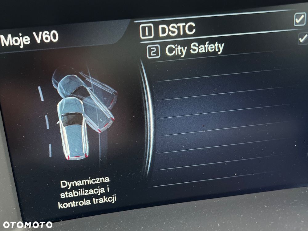 Volvo V60 D4 Summum - 17