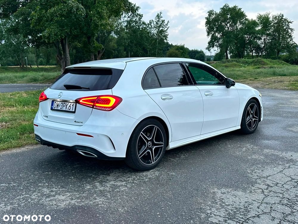 Mercedes-Benz Klasa A 220 4-Matic AMG Line 7G-DCT - 4