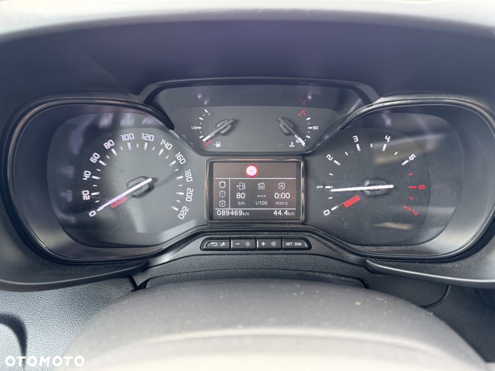 Toyota Proace City Verso Long 1.2 D-4T Business - 39