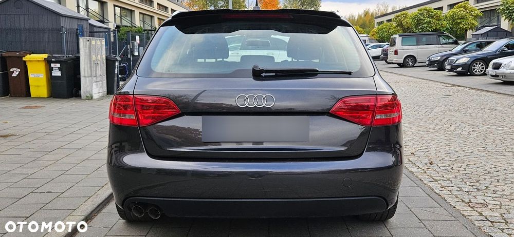 Audi A4 Avant - 6