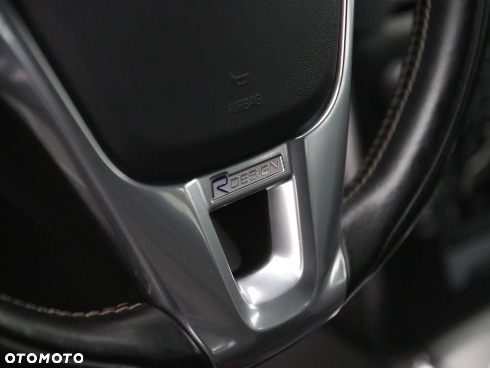Volvo V40 D4 Drive-E R-Design Kinetic - 33