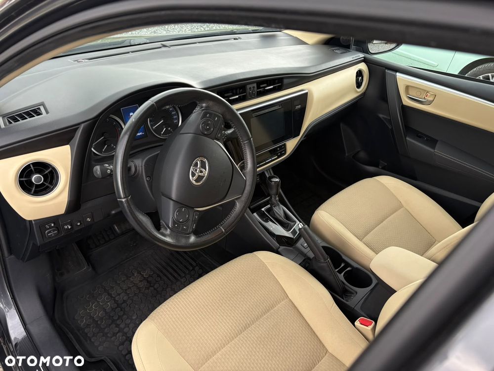Toyota Corolla 1.6 Prestige MS - 9