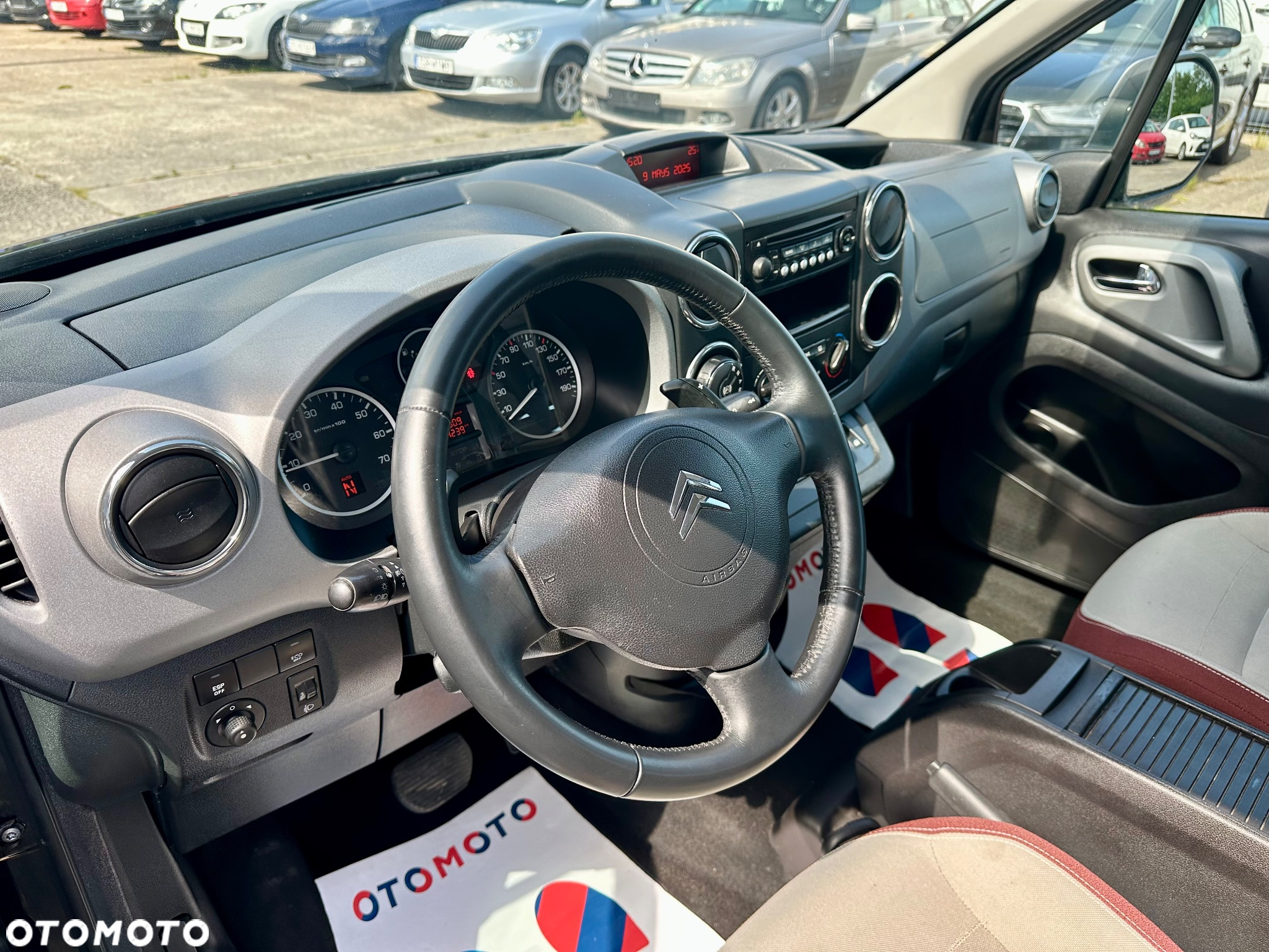 Citroën Berlingo e-HDi 90 FAP EGS6 Multispace - 11