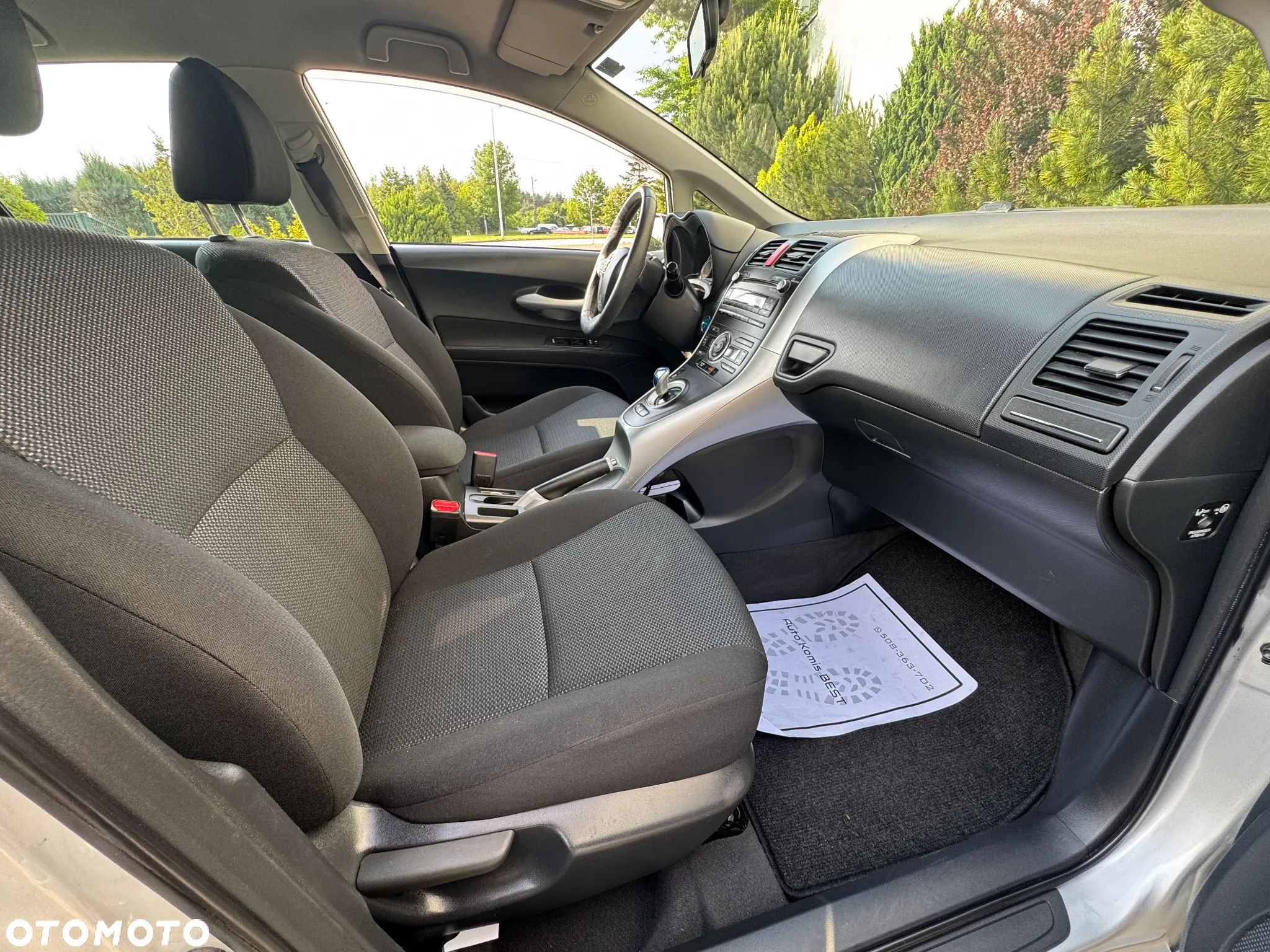 Toyota Aygo x mit x-business Paket - 3