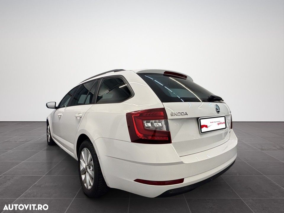 Skoda Octavia - 4