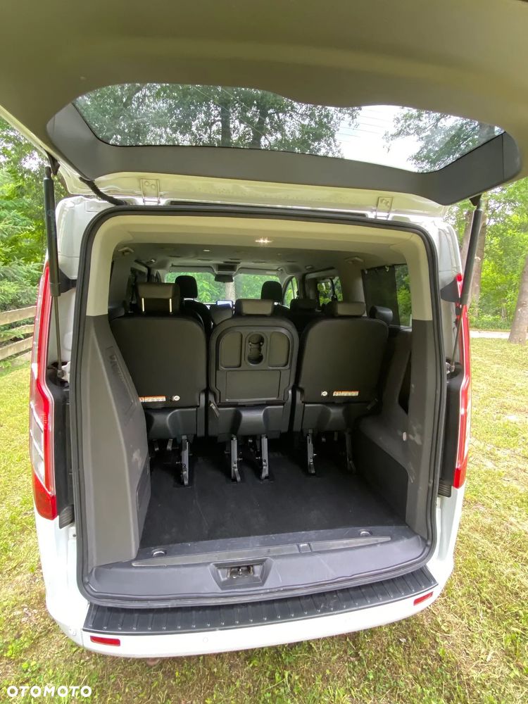 Ford Tourneo Custom - 9
