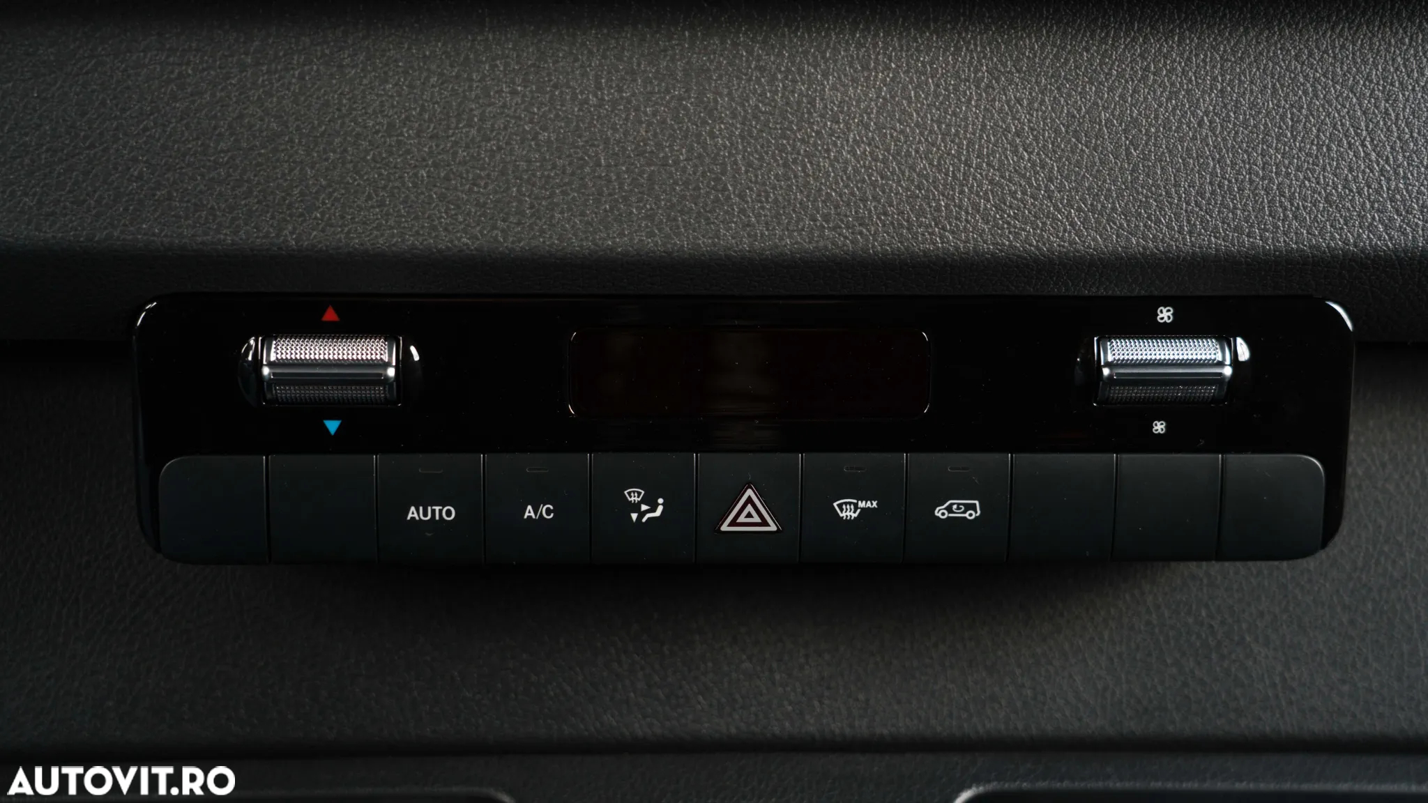 Mercedes-Benz SPRINTER - 18